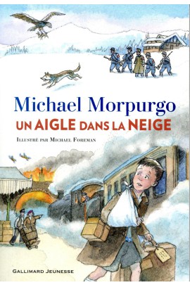 UN AIGLE DANS LA NEIGE
