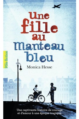 UNE FILLE AU MANTEAU BLEU
