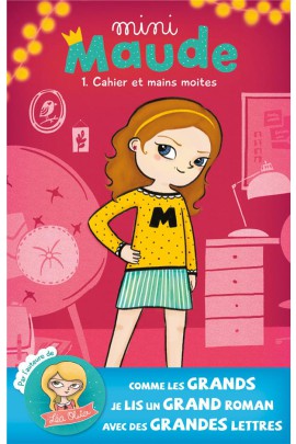 CAHIER ET MAINS MOITES